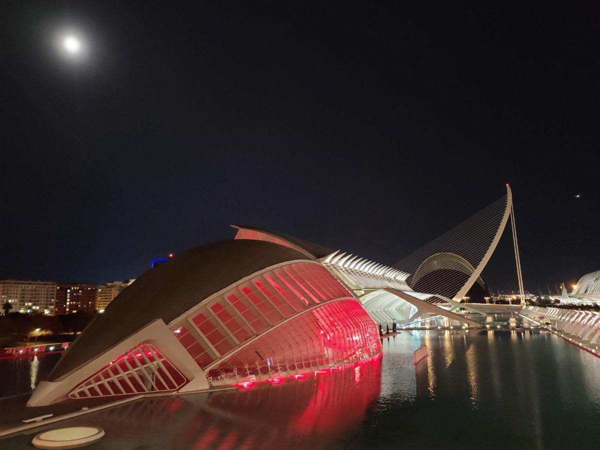 Las Artes Hlius Luxury Apartments Valencia Eksteriør billede